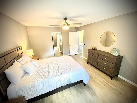 2nd image of 700 Del Verde Cir Unit 8