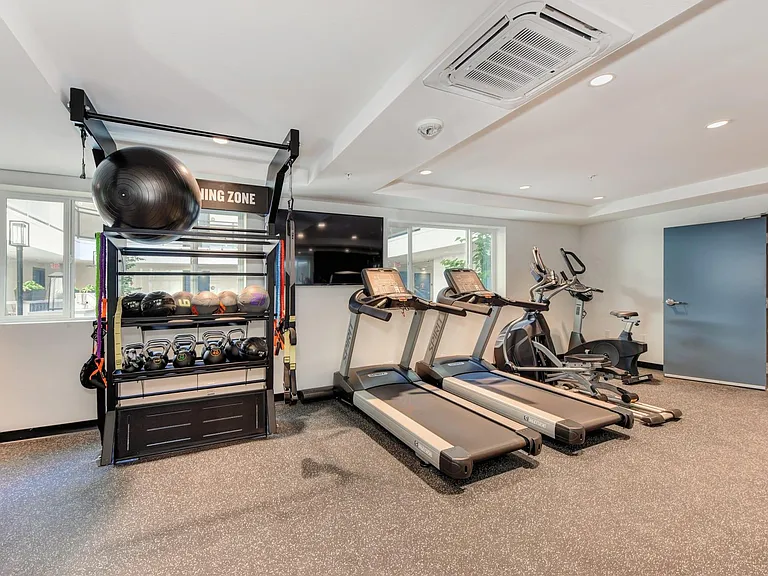 1440 Sunset Residences LLC — Photo 30