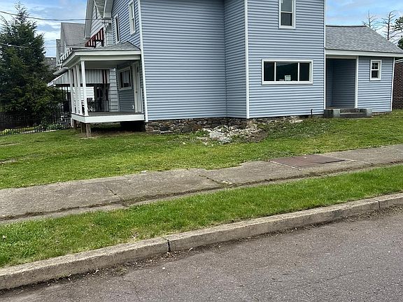 3rd image of 274 Ridge St