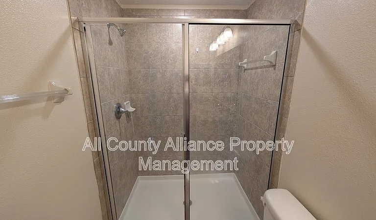 4272 Fennwood Ct — Photo 17