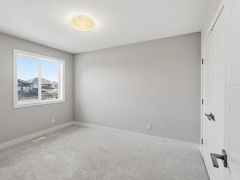 7 McLean Bnd — Photo 35