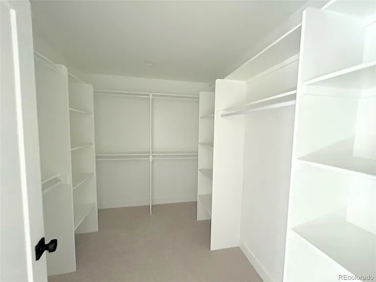 2730 N Clay St — Photo 14