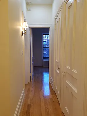 Rented by Apartments by Us | media 43