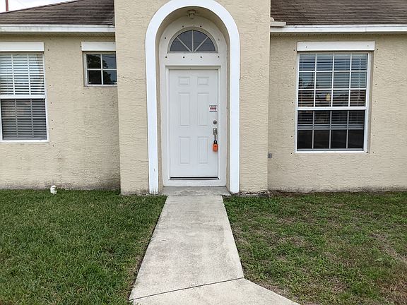 2nd image of 2302 SW Webster Ln