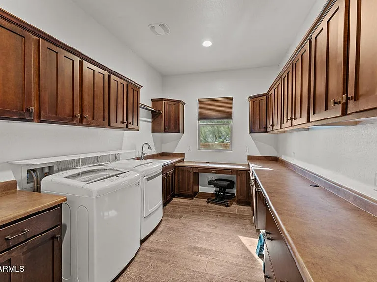 3672 Ridgeview Ter — Photo 19