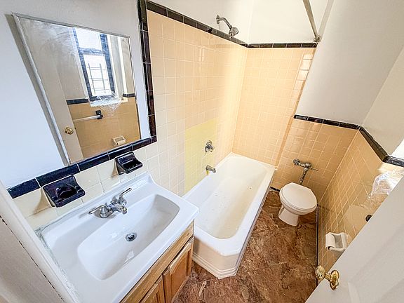 4th image of 255 E 176th St APT 5B