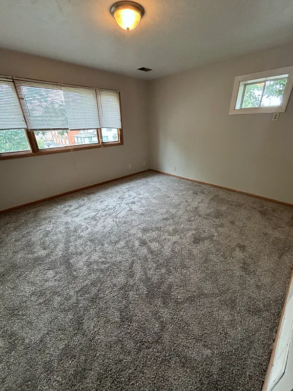 2 bed, 1.0 bath, $1,099 — Photo 4