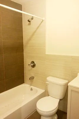 Rented by Evergreen Apartments BK | media 6