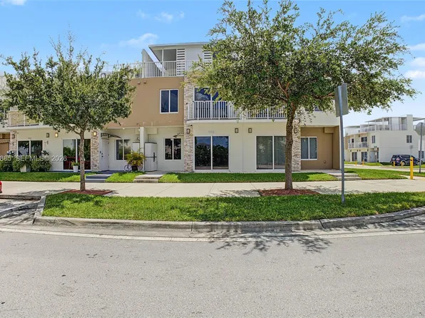 25888 SW 139th Path #25888, Homestead, FL 33032