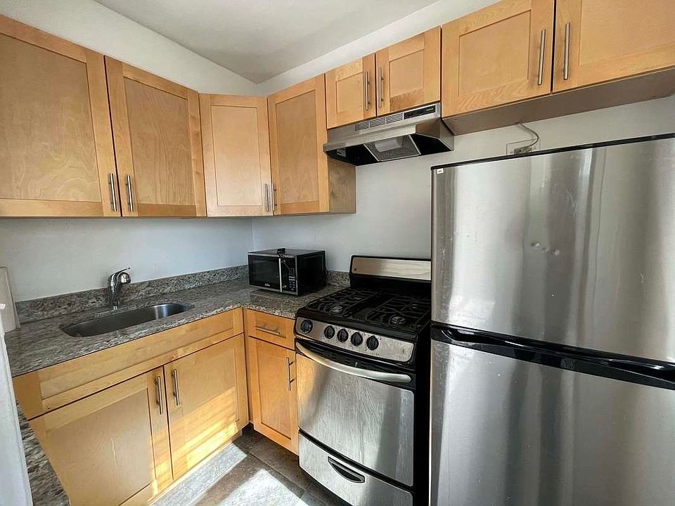 1st image of 109-10 Queens Blvd #22