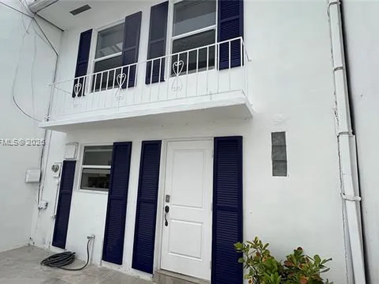 2061 NE 123rd St #Townhouse 2061 — Photo 9