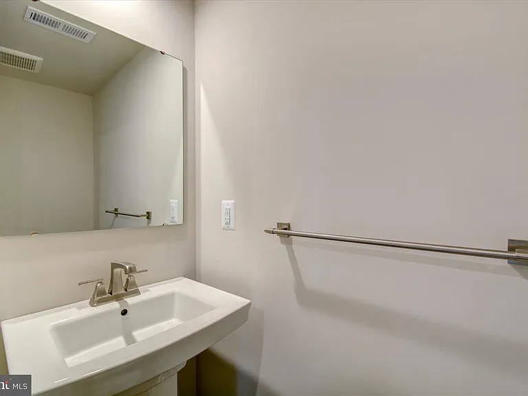 9583 Tall Oaks Rd — Photo 9