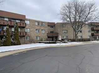 322-2650 Brookside Dr #322, Rolling Meadows, IL 60008