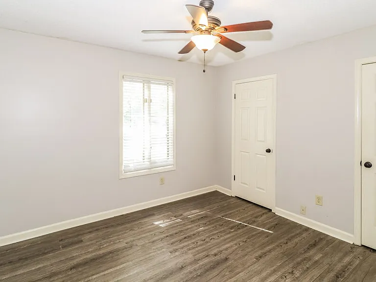 1104 Fox Trace Cv — Photo 13