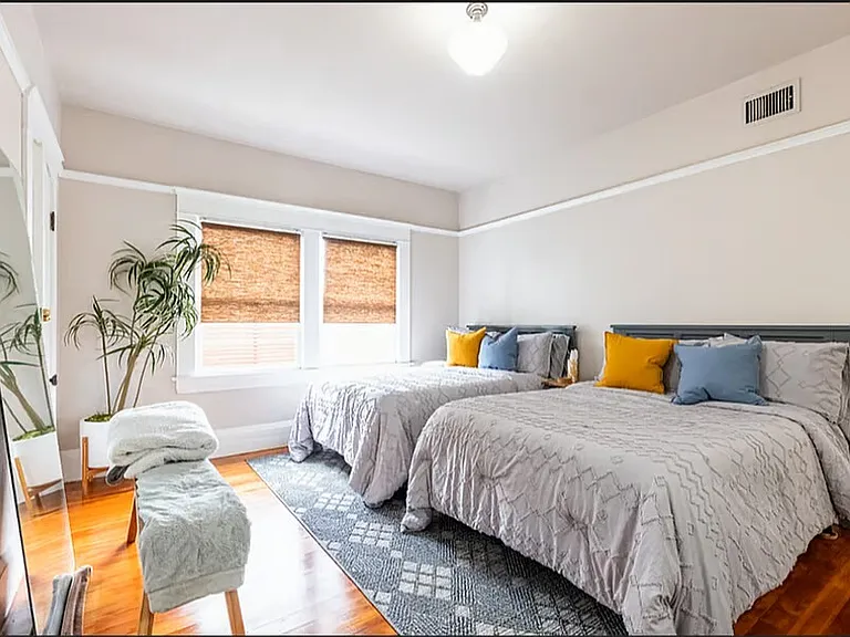 125 E Alvarado St — Photo 25
