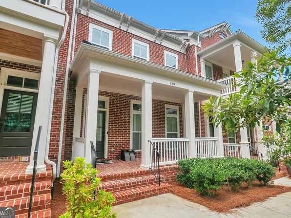 679 Brennan Dr, Decatur, GA 30033