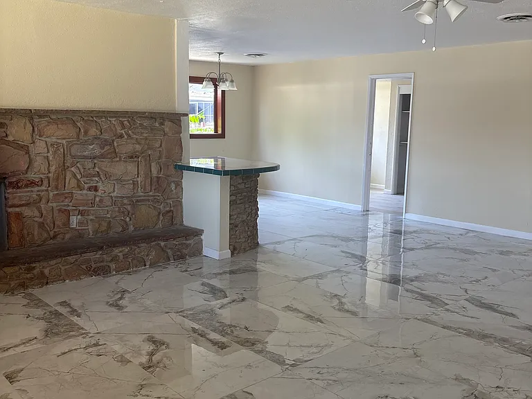 10024 Greenacres Dr #A — Photo 11