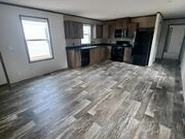 8815 Briarwood, Kalamazoo, MI 49009