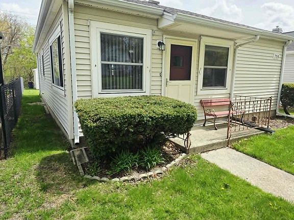 2nd image of 718 S 56th St