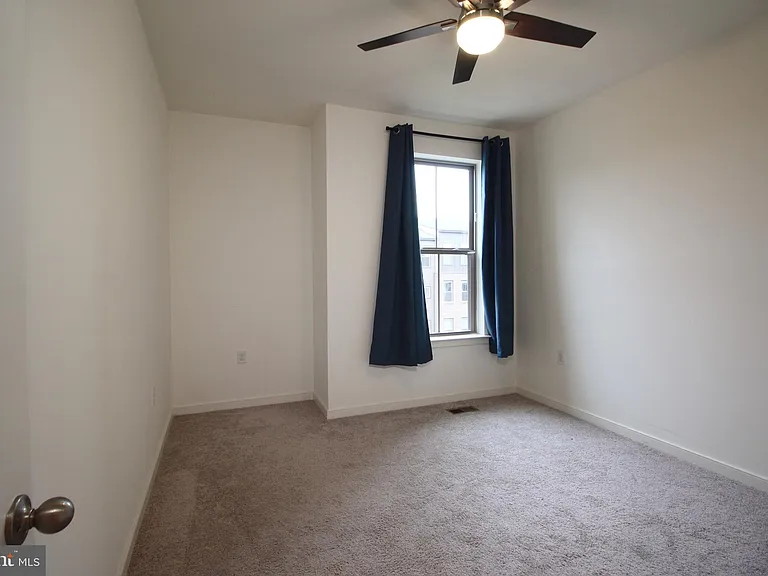 45942 Raven Ter — Photo 23