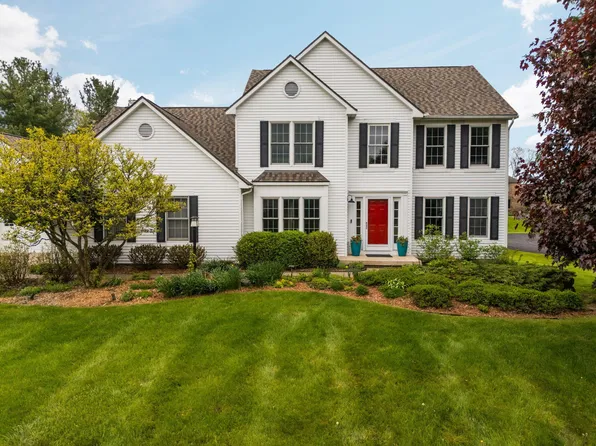 4275 Corey Cir, Ann Arbor, MI 48103