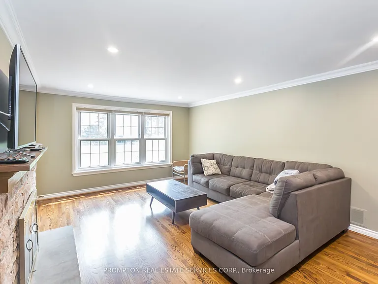 68 Addington Sq — Photo 7
