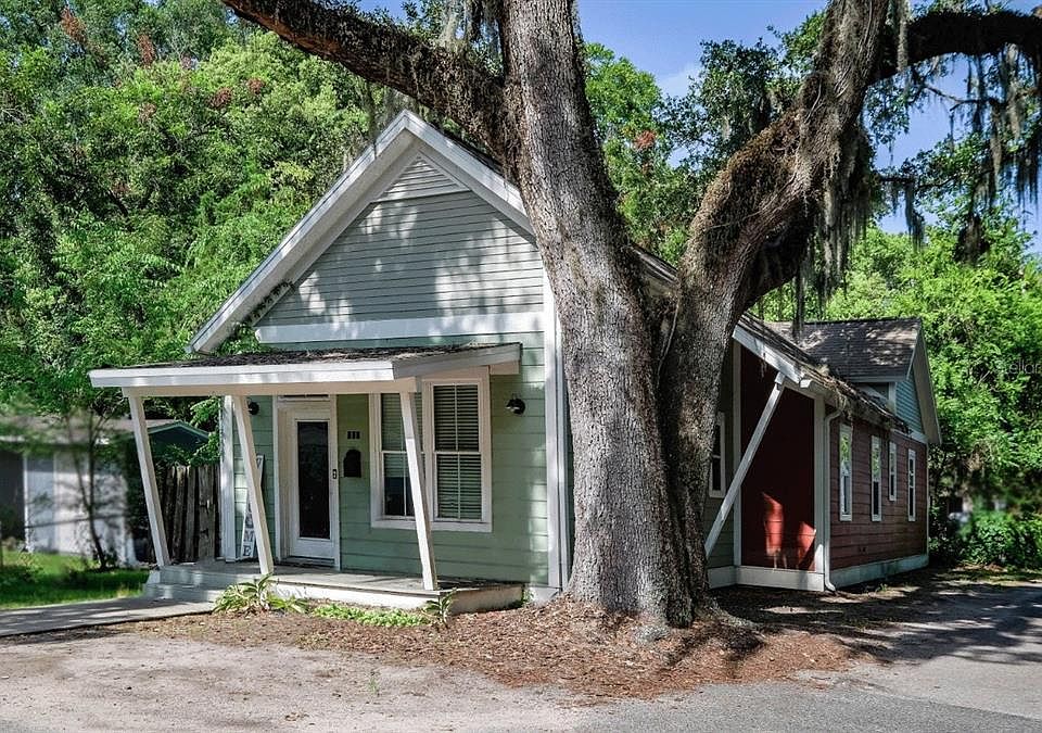 1st image of 727 NW 4TH AVENUE