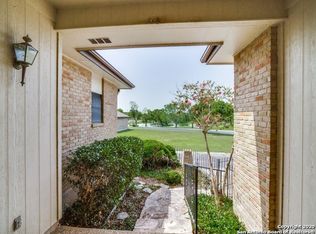 6103 Brook Fls, Windcrest, TX 78239