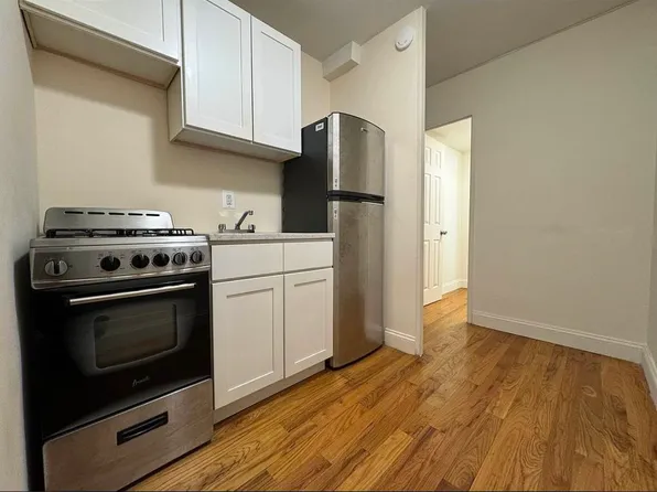 13 Hamilton Terrace image 1 of 4