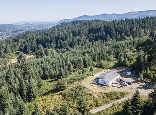 1995 Pleasant View Dr, Cottage Grove, OR 97424