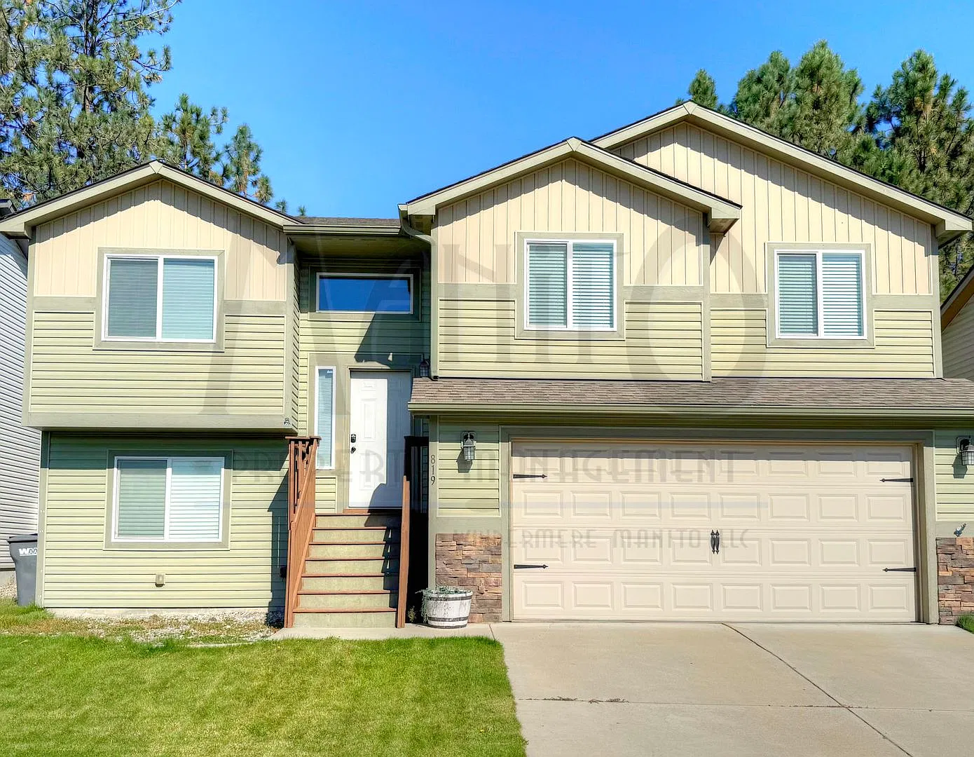 Spacious Split Level Colbert Home — Photo 1