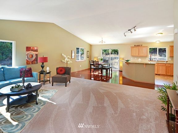 4th image of 5799 SE Renee Court