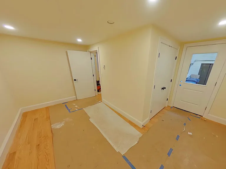 15 Melvin Ave #17B — Photo 2