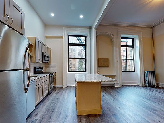 3rd image of 81 1st Pl APT 1