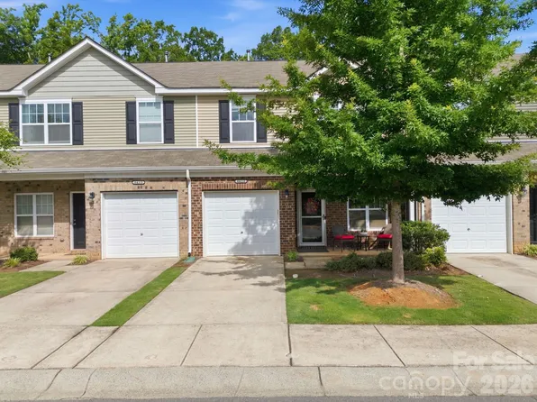 8413 Summerford Dr, Charlotte, NC 28269