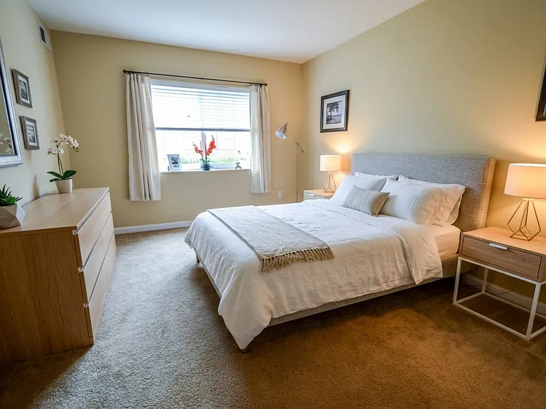 ArborLane_1Bedroom_Staged ArborLane_1Bedroom_Staged