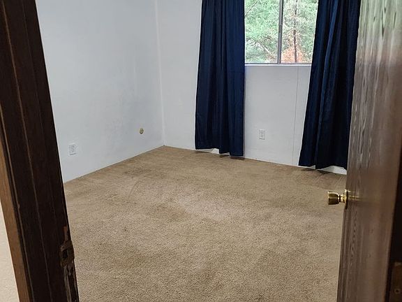 5th image of 226 Mountain View Ave APT 9
