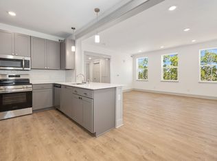 104 W Chestnut St #213, Rogers, AR 72756