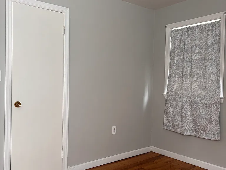 1676 Western Ave #1A — Photo 7