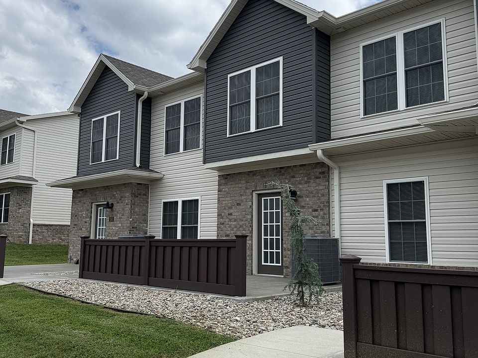 2nd image of 243 Pinehurst Way #243
