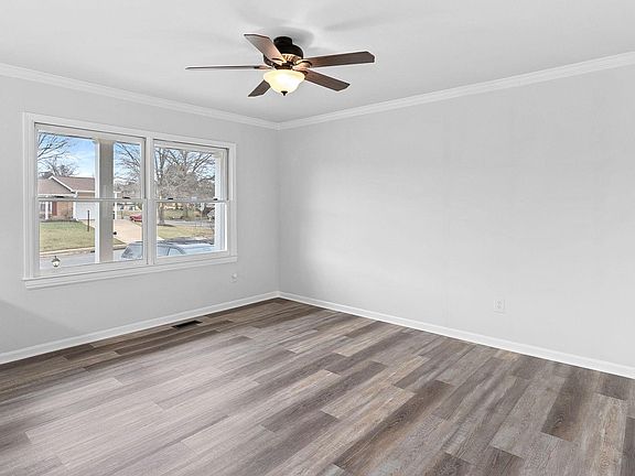 2nd image of 112 W Brighton Ave