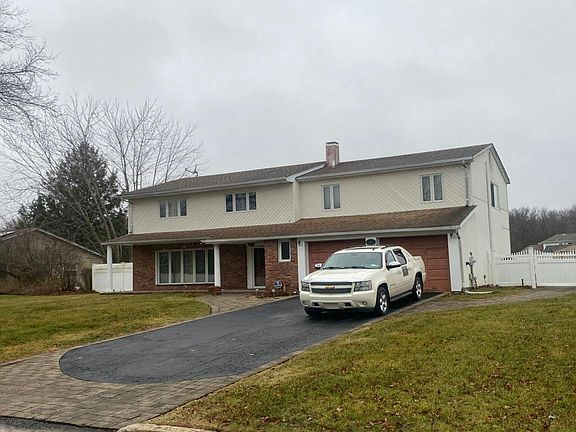 3rd image of 56 Thomas St