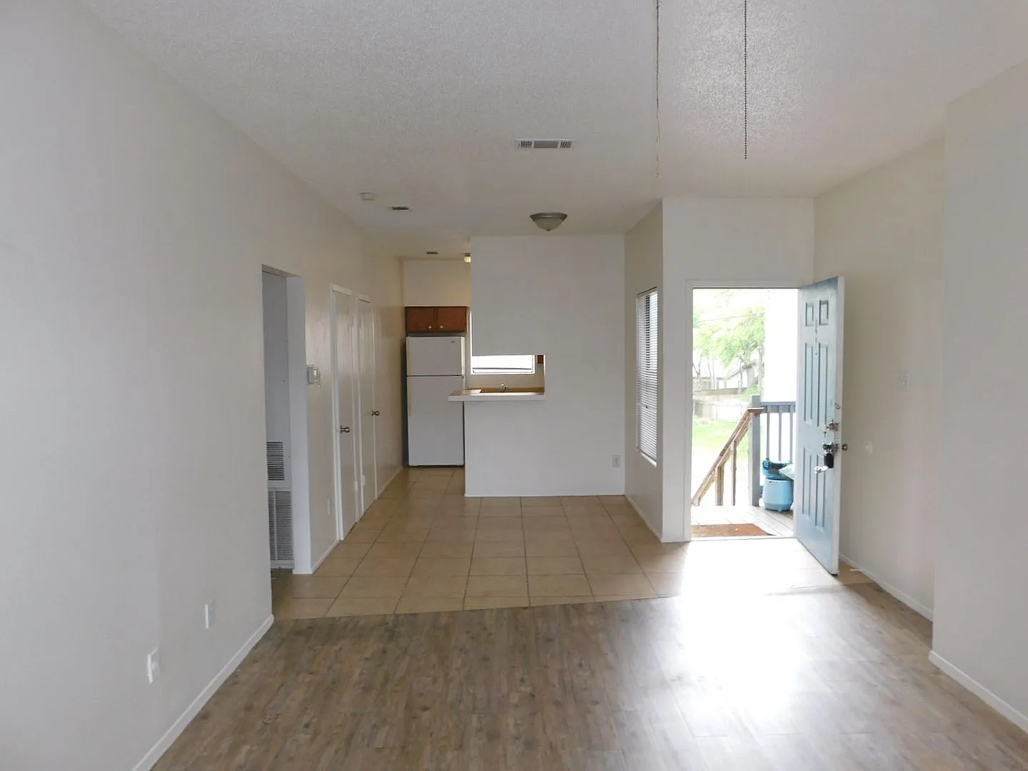2509SLAUGH — Photo 2