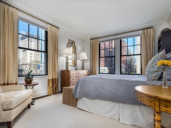 5th image of 830 Park Ave APT 1A