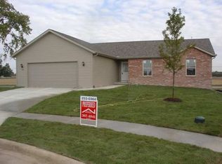 103 Sandyshores Dr, Chillicothe, IL 61523