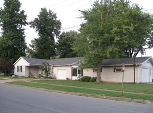 702 S 23rd St, Murphysboro, IL 62966