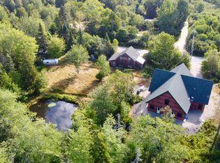 627 Naskeag Rd, Brooklin, ME 04616
