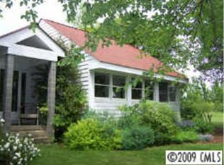 19432 Kistler Farm Rd, Davidson, NC 28036