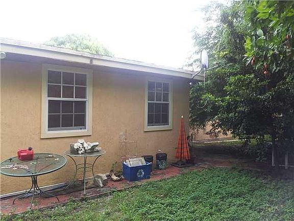 2nd image of 2241 SW 51st Ct