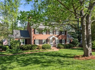 1020 Kenleigh Cir, Winston Salem, NC 27106